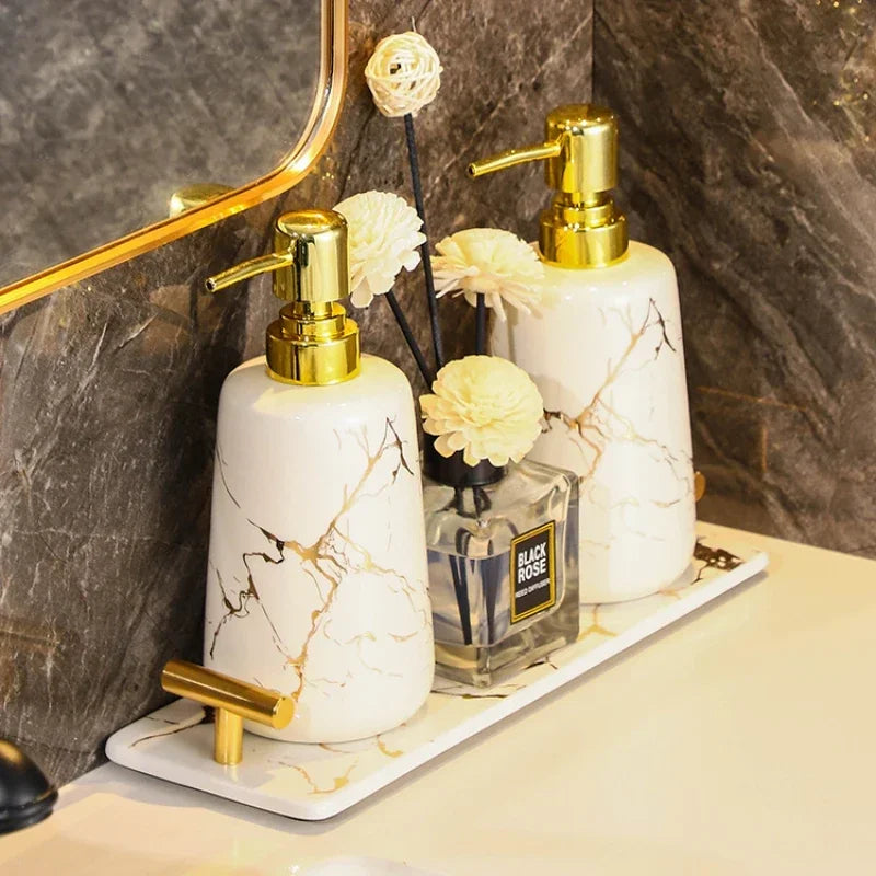 Avelis Bathroom Set