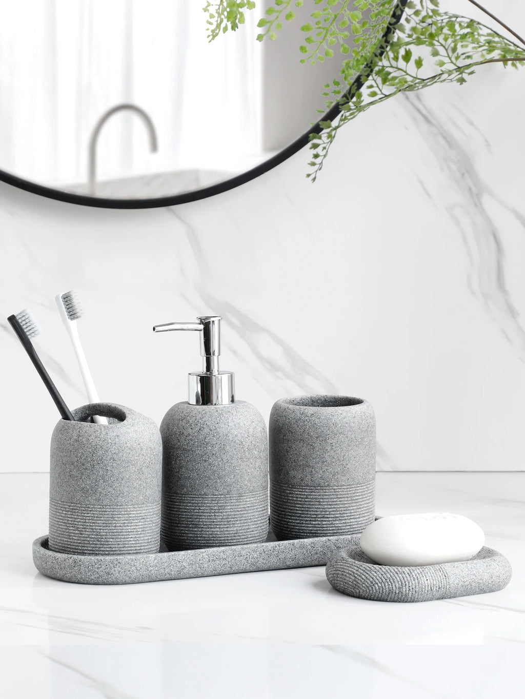 Selvora Bathroom Set