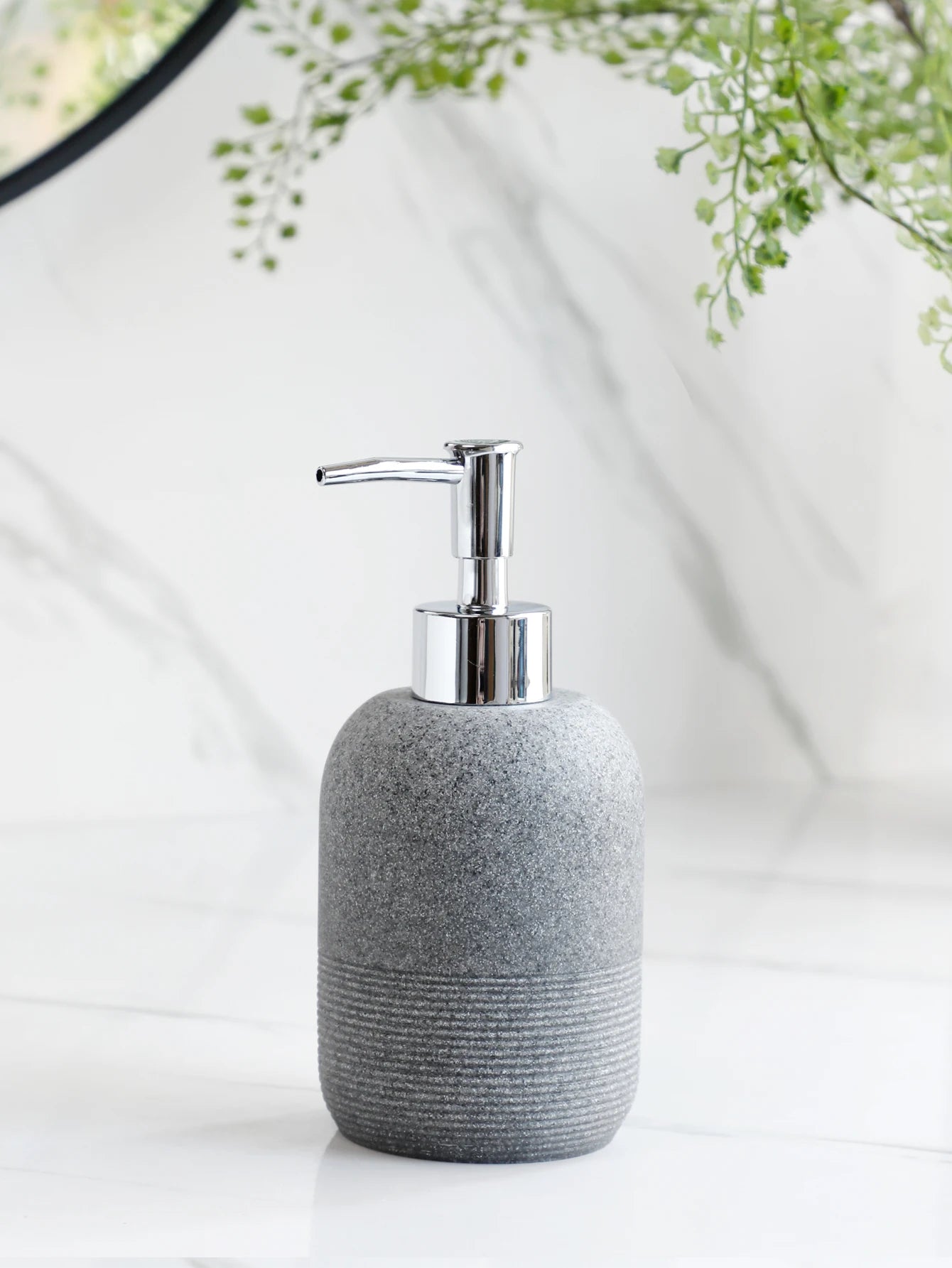 Selvora Bathroom Set