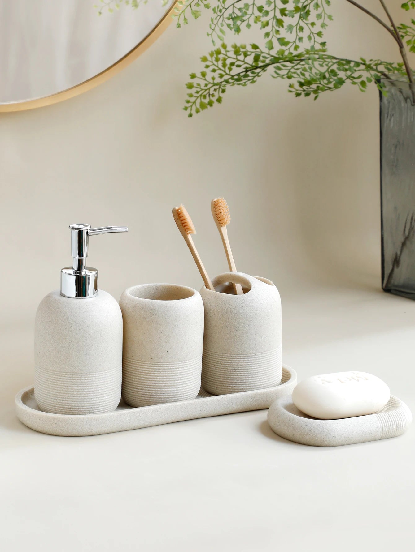 Selvora Bathroom Set