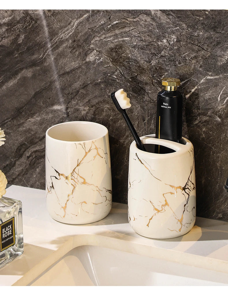 Avelis Bathroom Set