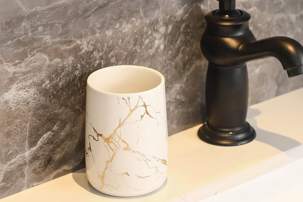 Avelis Bathroom Set